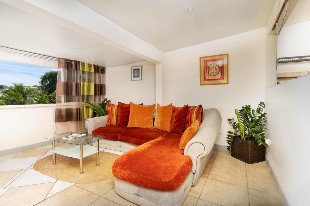Nunaatini Lodge Faaa Екстер'єр фото